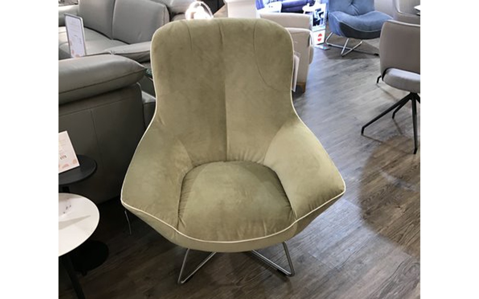 Rom Munich King Chair
 Was £799 Now £549